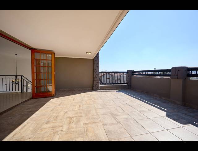 5 BEDROOM HOUSE FOR SALE IN BARBEQUE DOWNS